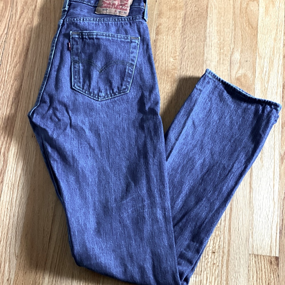 Levi 501 button fly. Size 29 x 34 unisex